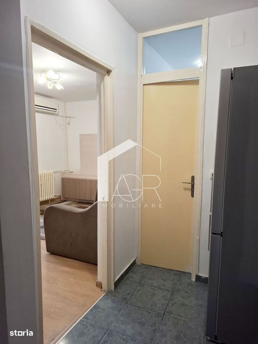 Garsoniera, etajul 1, zona Malu Rosu