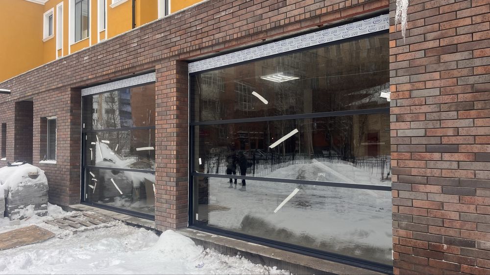 Области применения гильотинного стекла