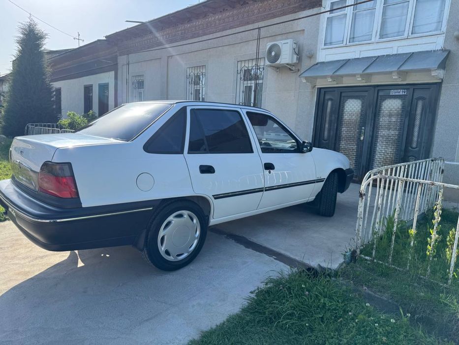 Daewoo Nexia 1998 — 2