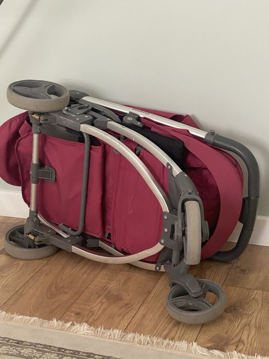 Продается коляска 15.000тг