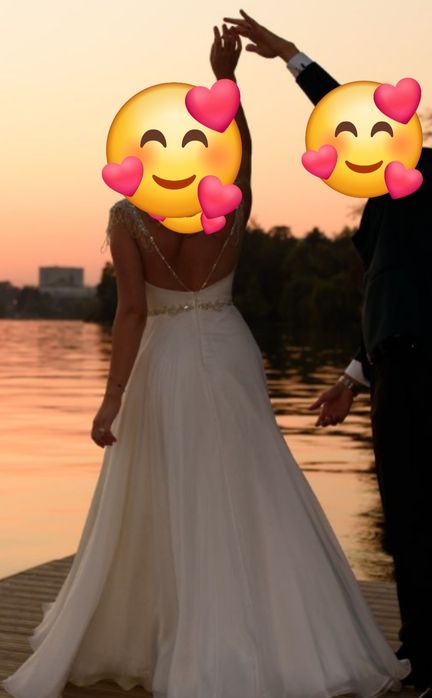 Vand rochie de mireasa La Mode Toujours