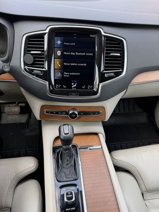 Vând Volvo XC 90