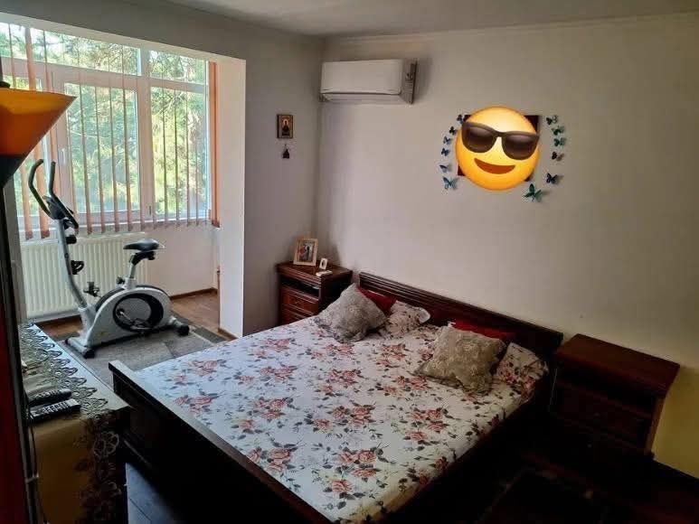 Vând apartament cu 2 camere/ schimb cu casa