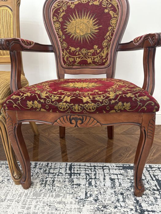 Кресло из массива