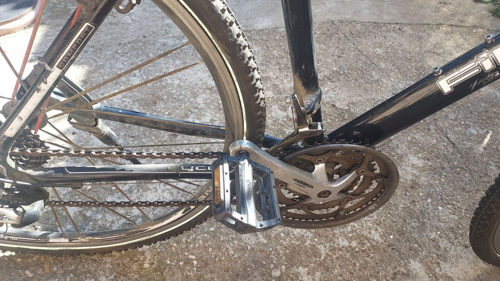 Bicicleta bulls de naveta echipata complet, pret accesibil.