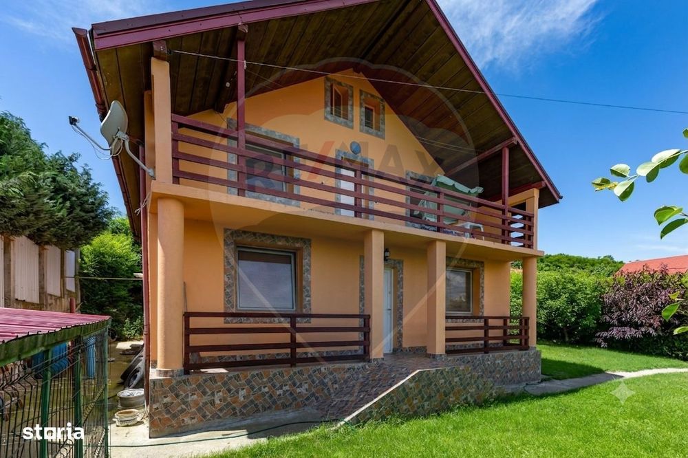 Casă de vânzare Hemeiuș + teren 600 mp