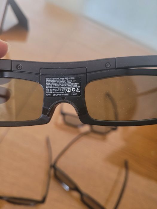 Продам очки для 3D для ТВ