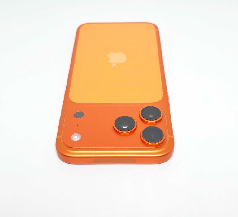 iPhone 17 Pro Max 512GB Cosmic Orange