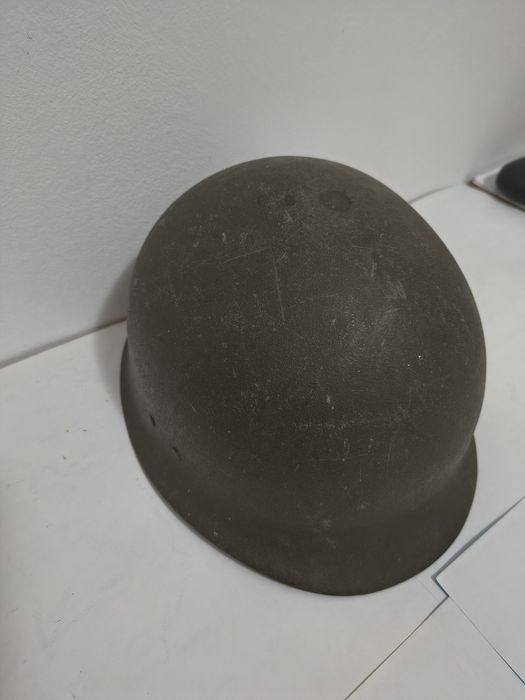 Casca.  militară