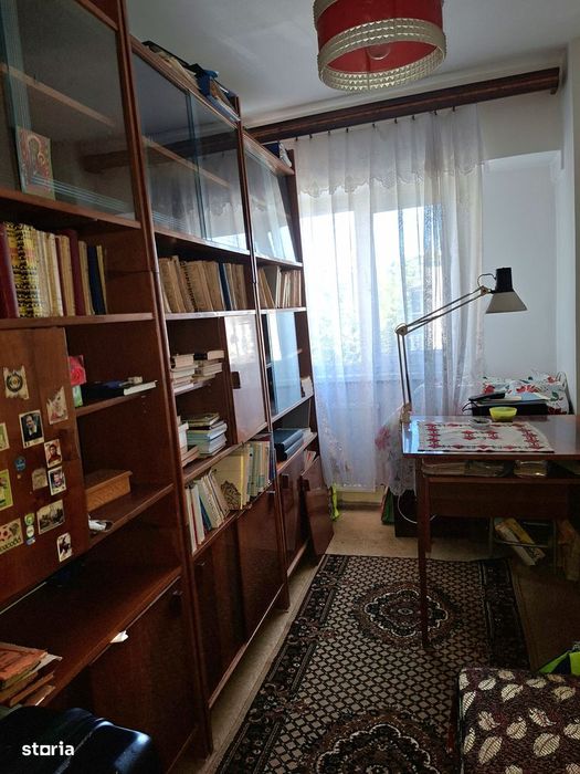 Apartament 4 camere Rovine