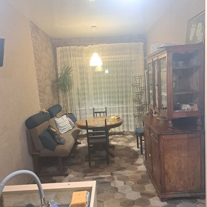 Продаётся дома на правом берегу.