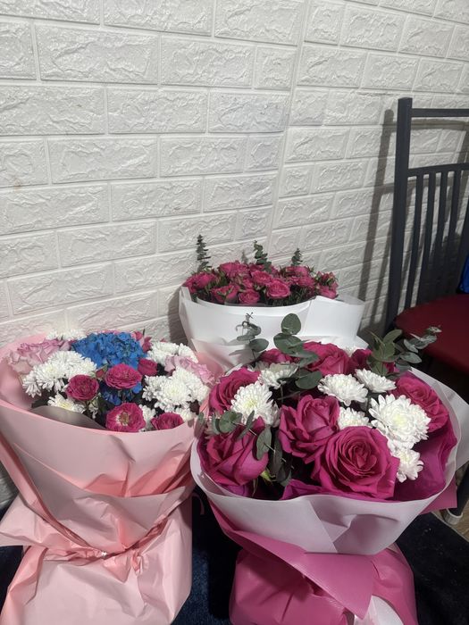 Букеты .         .