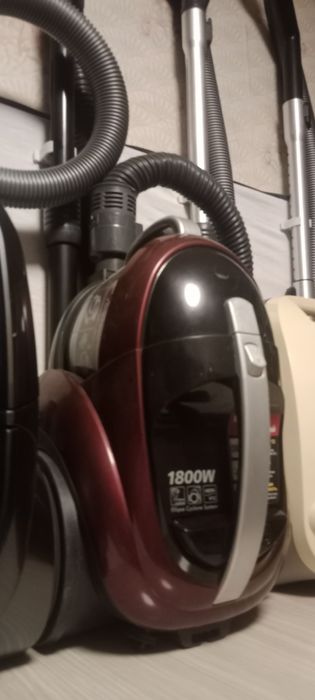 Пылесосы в отличном состояние