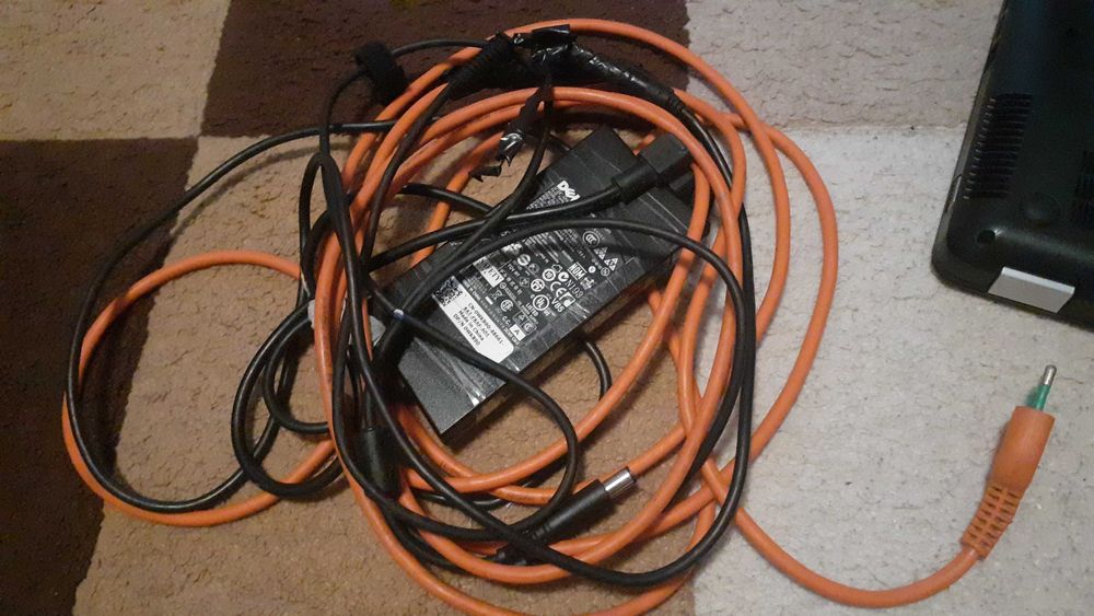 Laptop Compaq, model CQ56