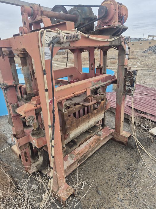 Станок для пескоблока