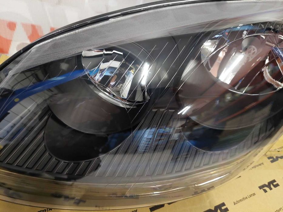 Фарове за VW GOLF 5 - ЧЕРНИ (BLACK)