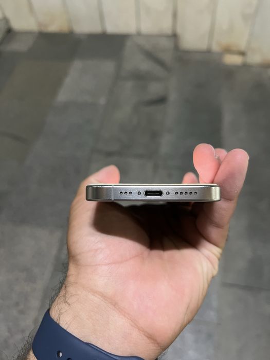 Iphone 15 pro 128GB natural