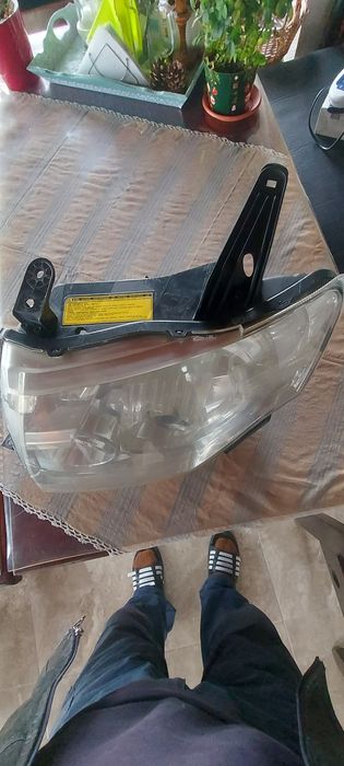 Фарове за Паджеро 4