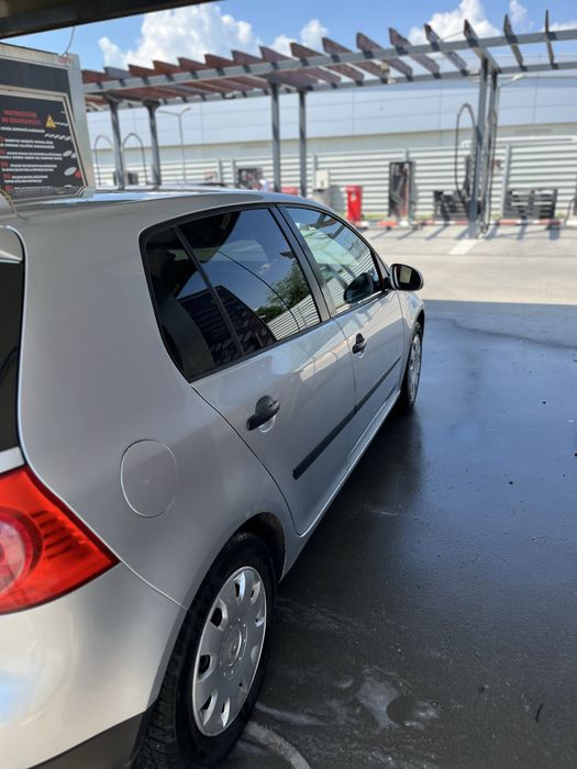 Golf 5. 1,6 bezina
