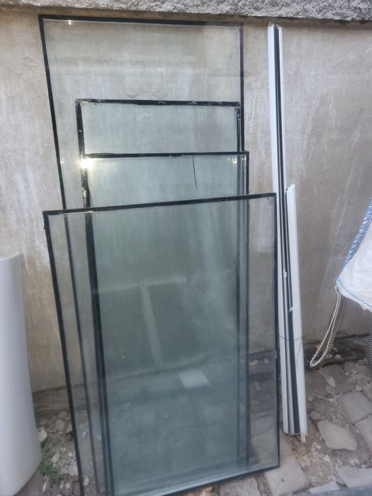 Продам стекло для пластиковые