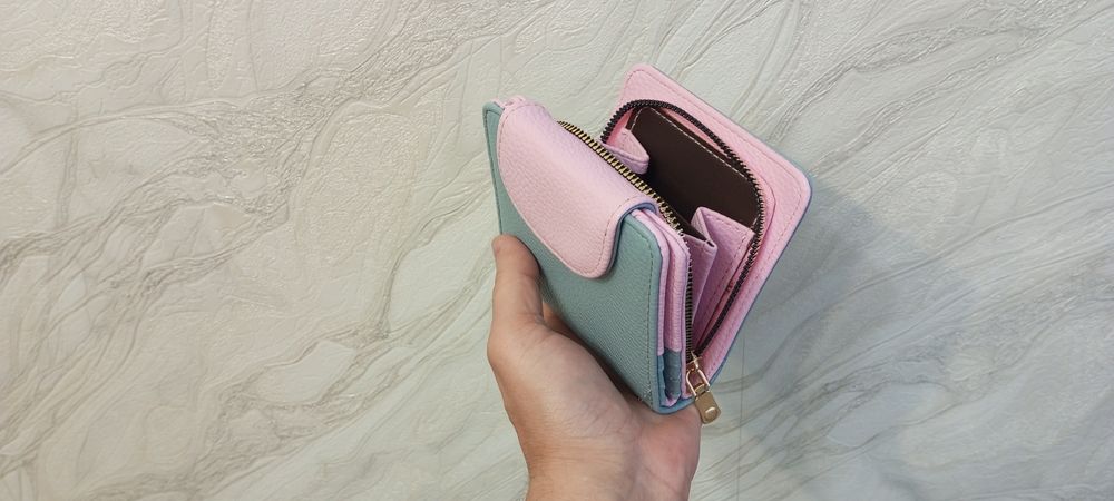 Продам новый - Женский кошелек
