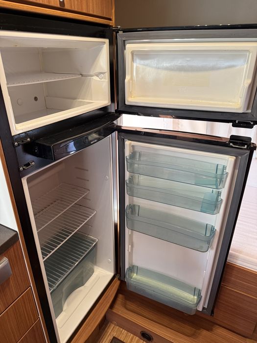 Vând autorulotă Fiat