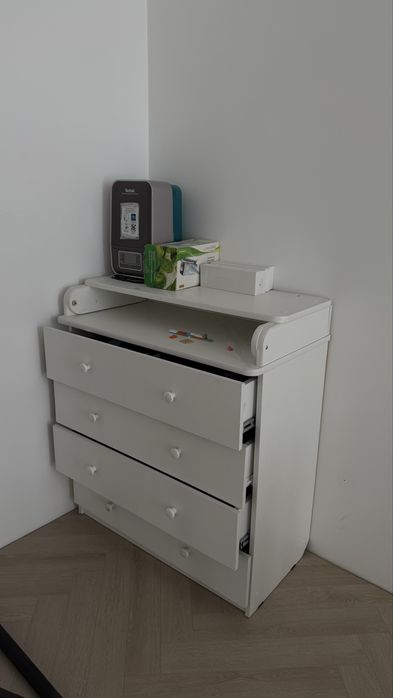 Комод и пеленальный столик