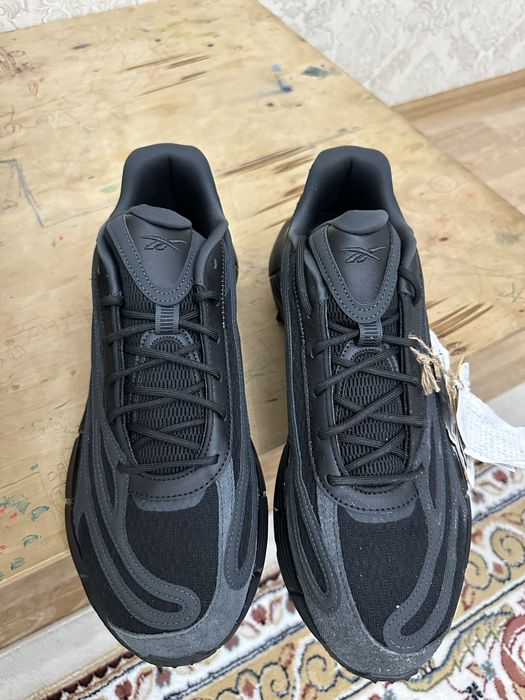 Кроссовки Reebook модель Vibram original