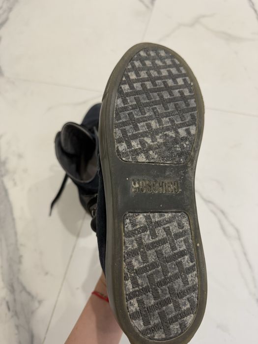 Мъжки обувки Moschino