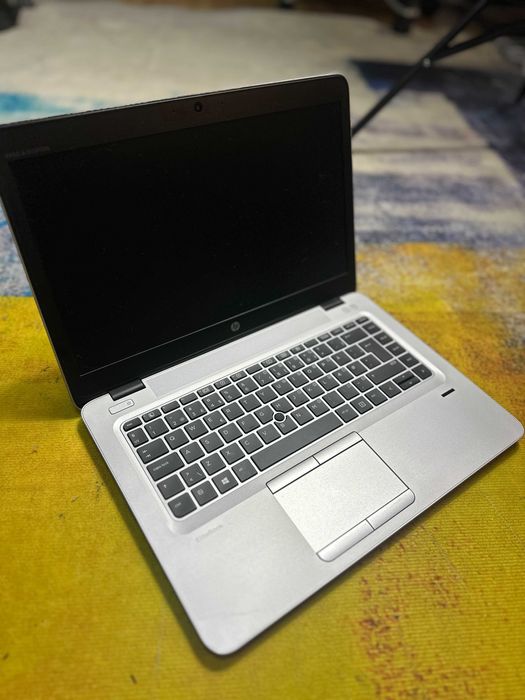 laptop Hp 745- G3, amd pro A10. video ati R6
