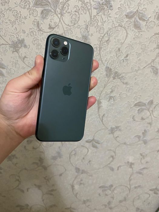 Продам iPhone 11 pro в хорошем состоянии