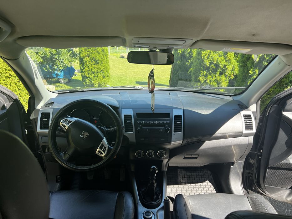 PEUGEOT 4007 2010 — imagine 4