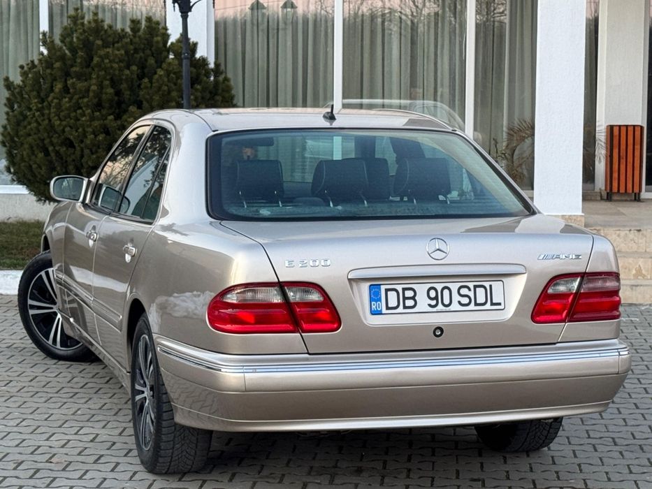 MERCEDES-BENZ E-Class 2001 — imagine 3