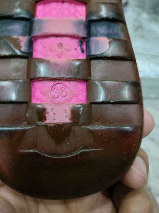 Кроссовки - кеды на девочку