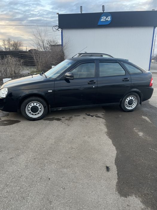 Приора 2172 хэтчбек 2010 год