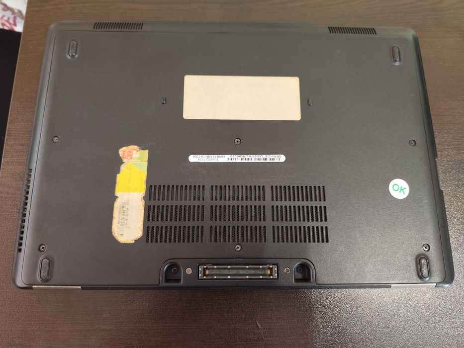 Лаптоп Dell latitude E5250 upgraded SSD 16GB RAM