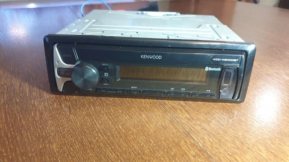Авто радио плеър музика за кола Кенуулд Kenwood CD MP-3 USB AUX Bluetooth Блутут Цветове