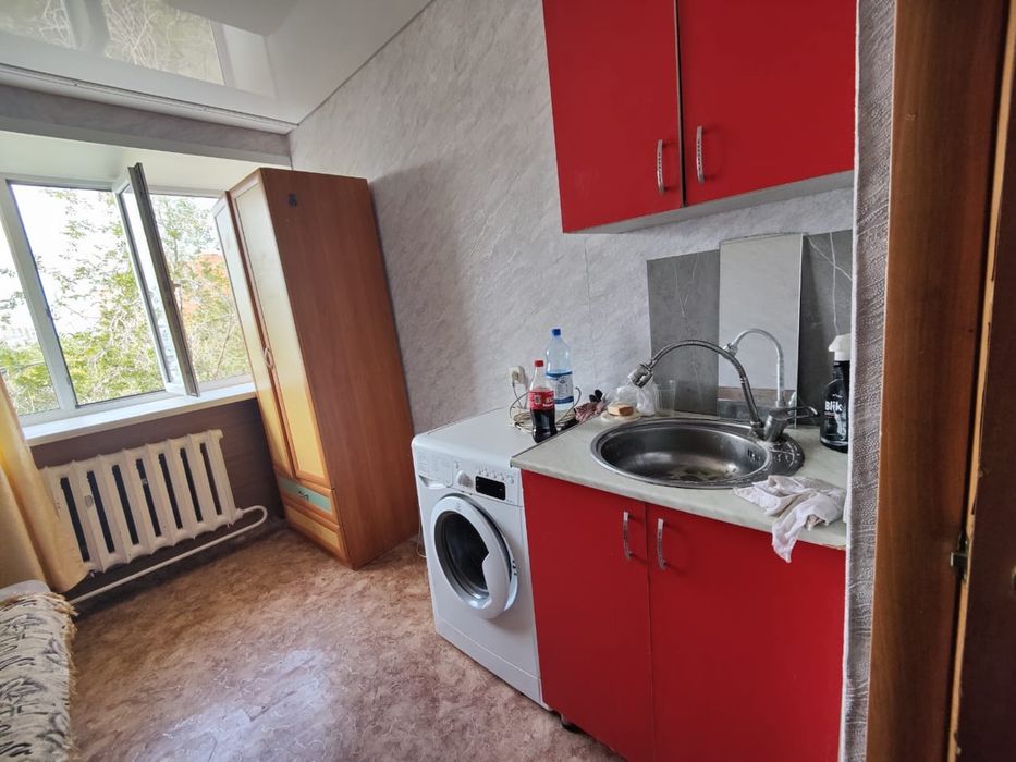 Продам комнату в общежитии.