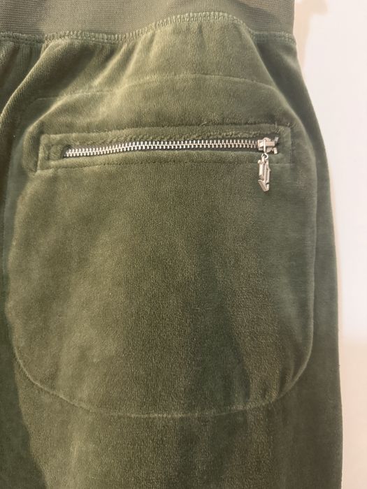 Анцуг на Juicy Couture