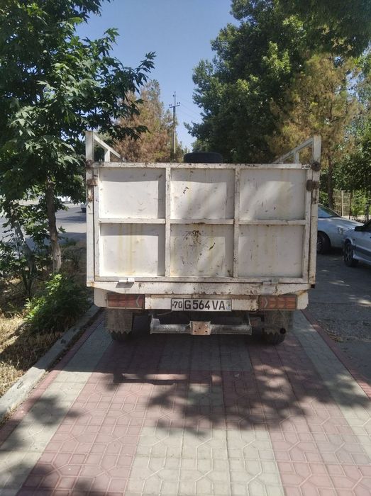 Ford transit 1990 yil.