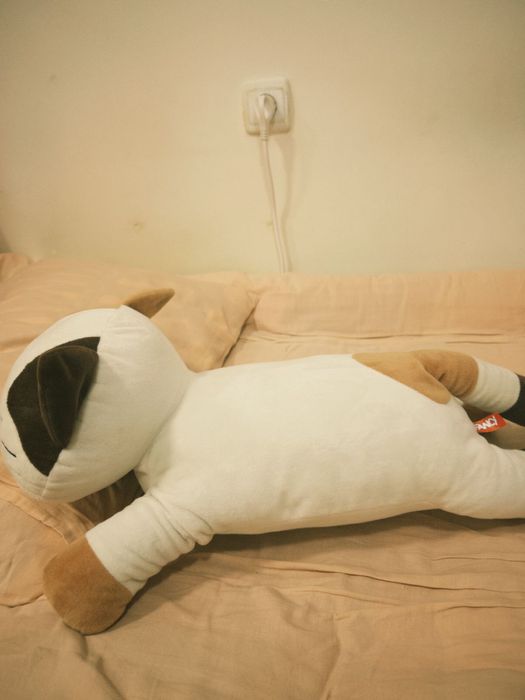 игрушка котенок.