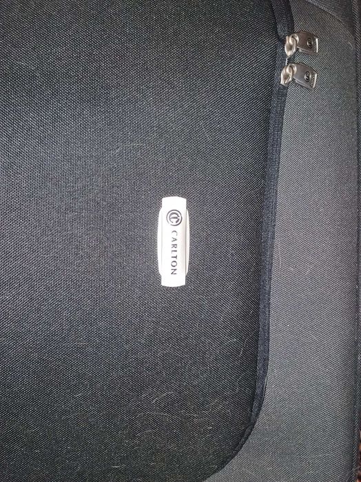 продавам куфар CARLTON
