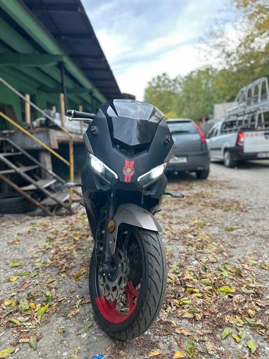 Motobi DL 125 Strada Sport