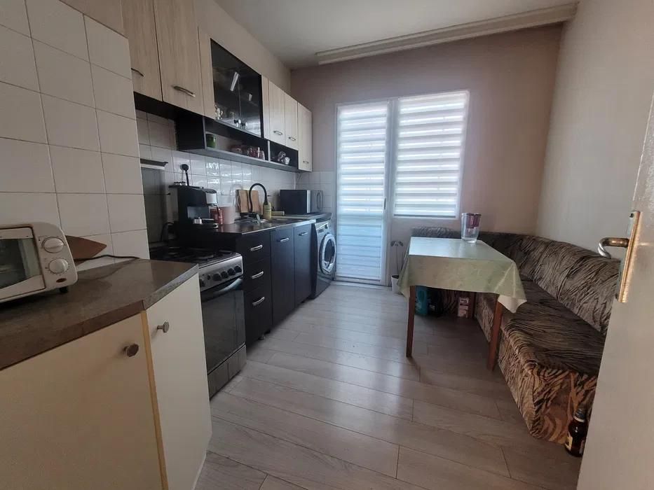 Продава се Тристаен апартамент в Пловдив, Коматево - 86 кв.м за 1349 €/кв.м - Снимка #3