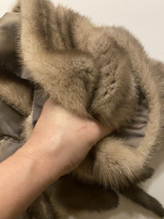 Capa vizon nurca eleganta de dimensiuni mari