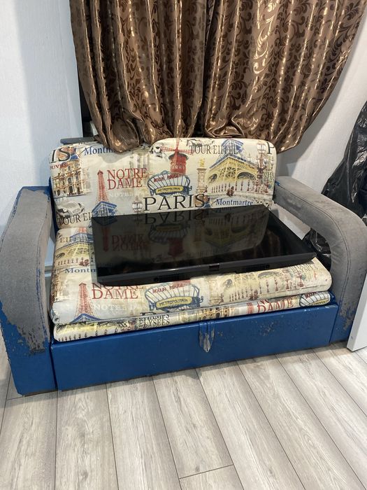 Диван детский продам