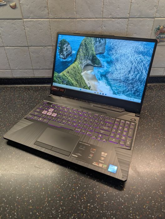 Asus TUF F15 i5 | RTX 2050 | SSD M.2