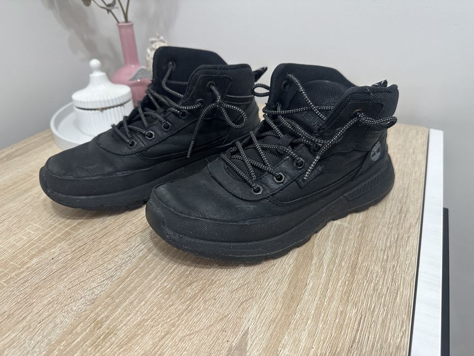 Кроссовки демисезонные