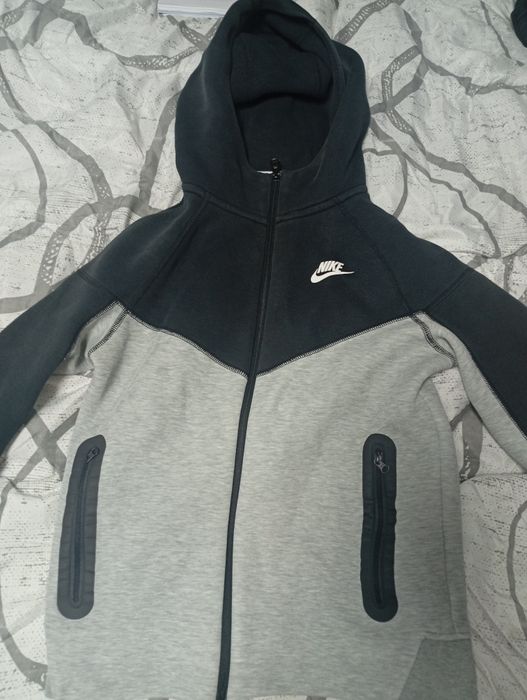 Продавам този найк тек