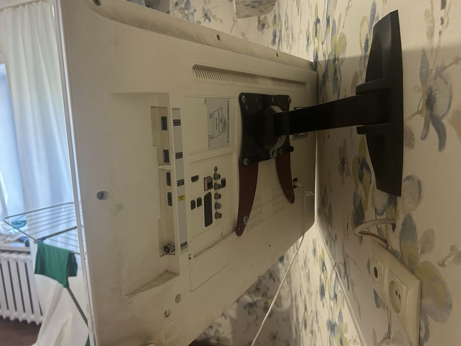 Продам телевизор Самсунг